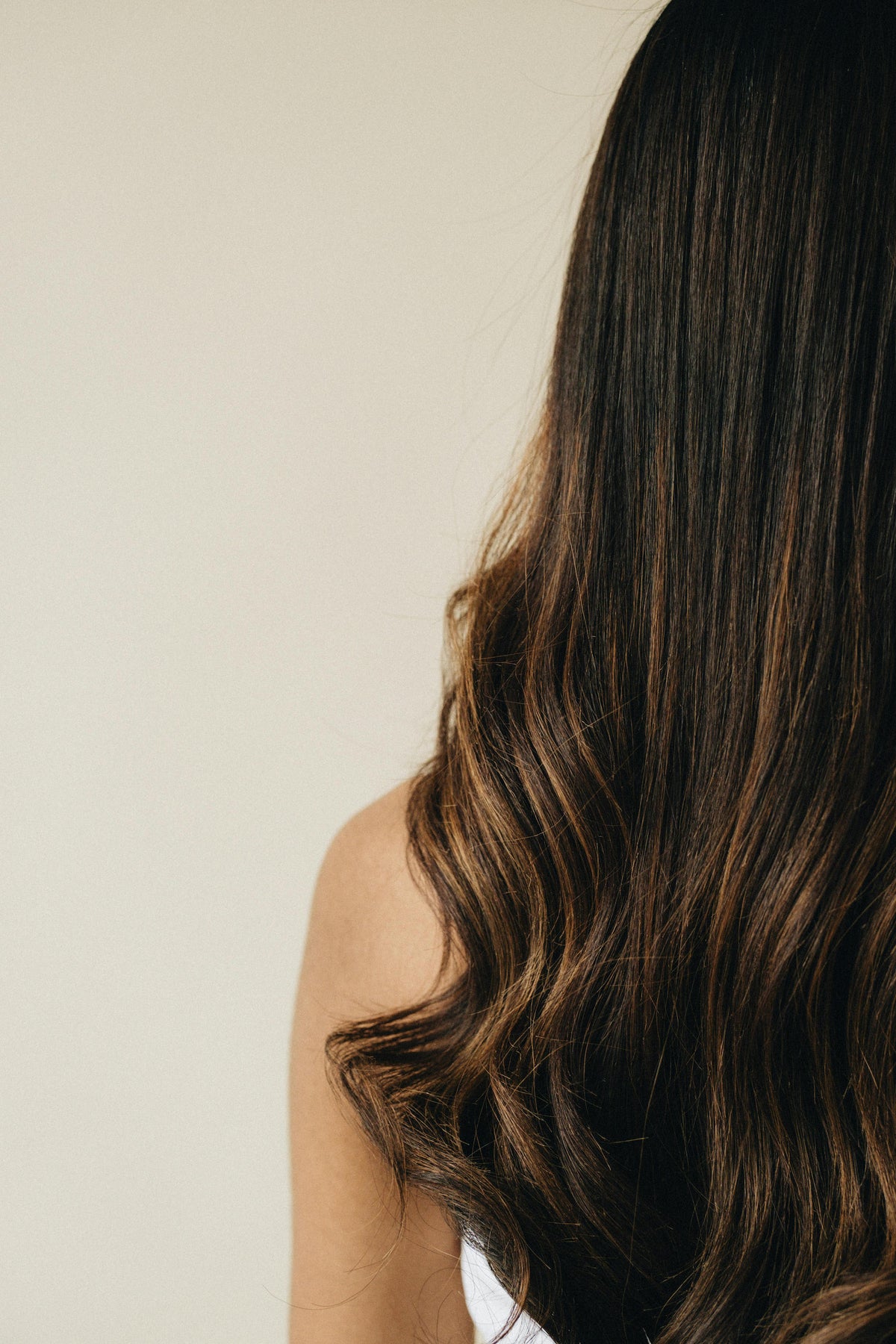 Élan Hair natural-looking halo hair extensions