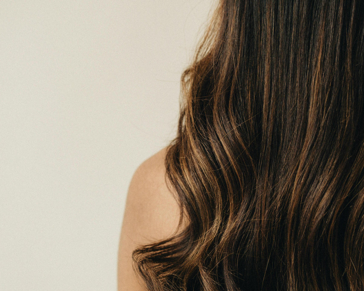Élan Hair natural-looking halo hair extensions
